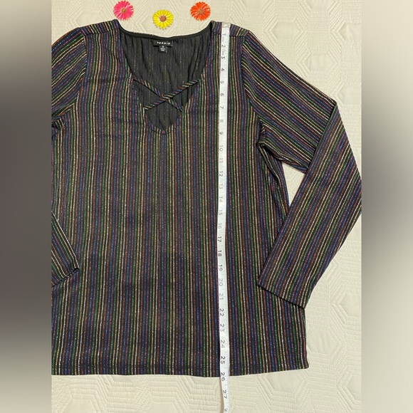 Torrid Black and Rainbow Striped Long Sleeve CrissCross Detail Size 0 (L/12) - Picture 5 of 9